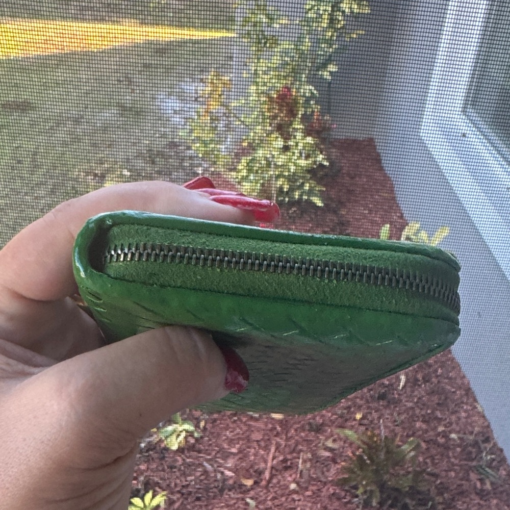 Bottega green zippy wallet - Picture 6 of 9